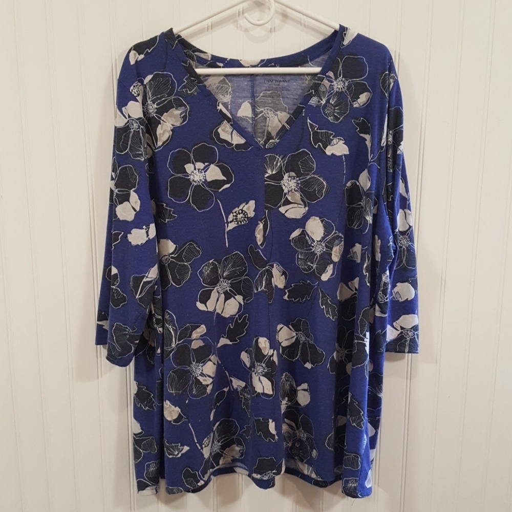 Lane Bryant Blue/Blk floral v neck sz. 22/24